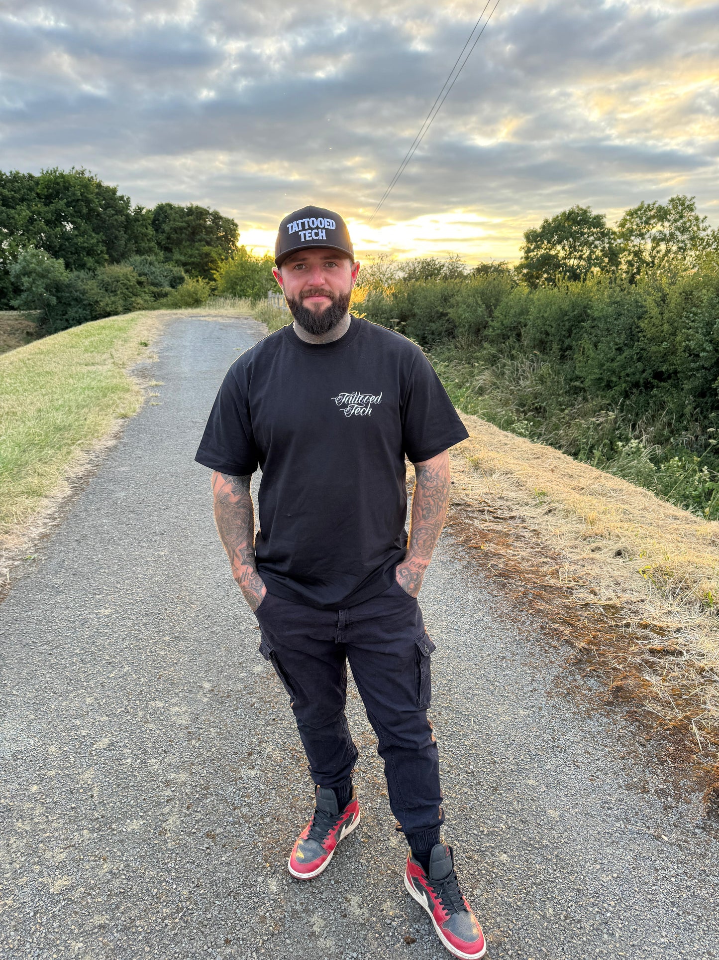 Big Jobs Only Black Tee - Big Lads